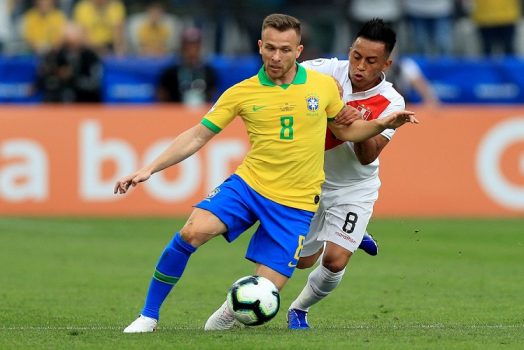 Soi kèo Brazil vs Peru lúc 07h00 ngày 18/6/2021